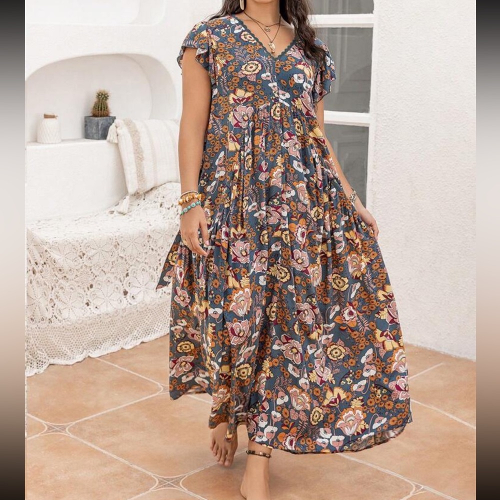Plus size boho floral print butterfly sleeve belted maxi dress - Picture 5 of 6